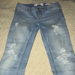 Hollister low rise ripped skinny jeans